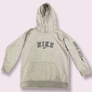 Vintage Grey Nike Hoodie ☕️